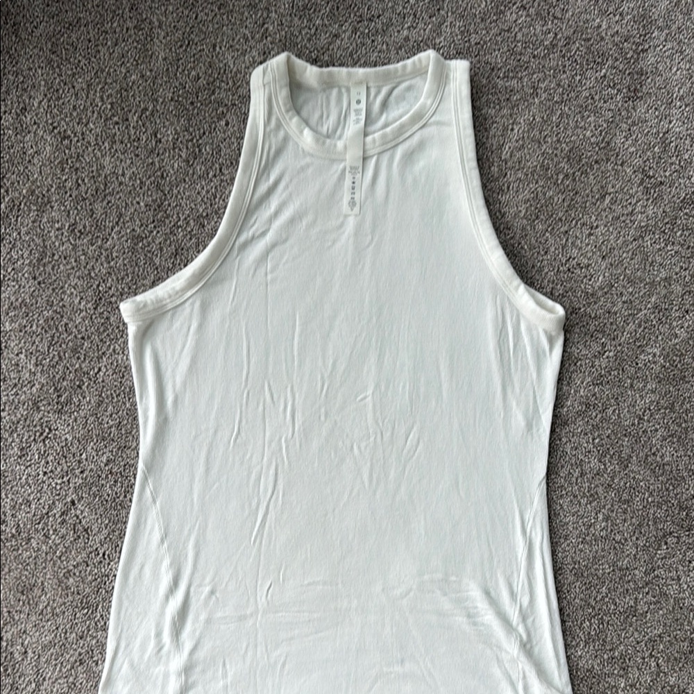 Lululemon Athletica Fitted white Sleeveless Tank Top